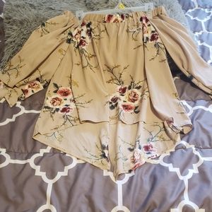 Off Shoulder blouse